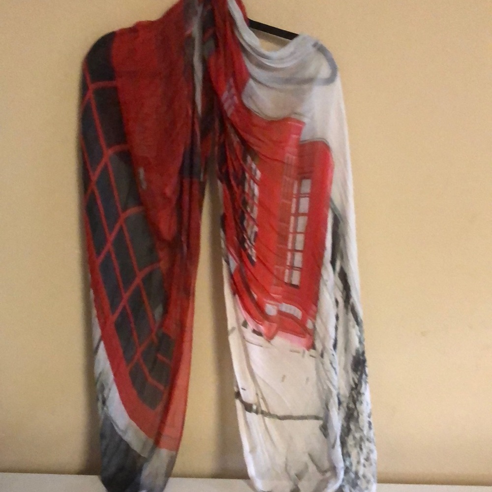 Scarf. Contemporary. Beautiful.